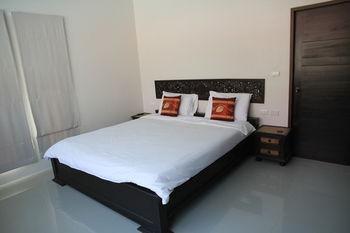 Andaman Villa *