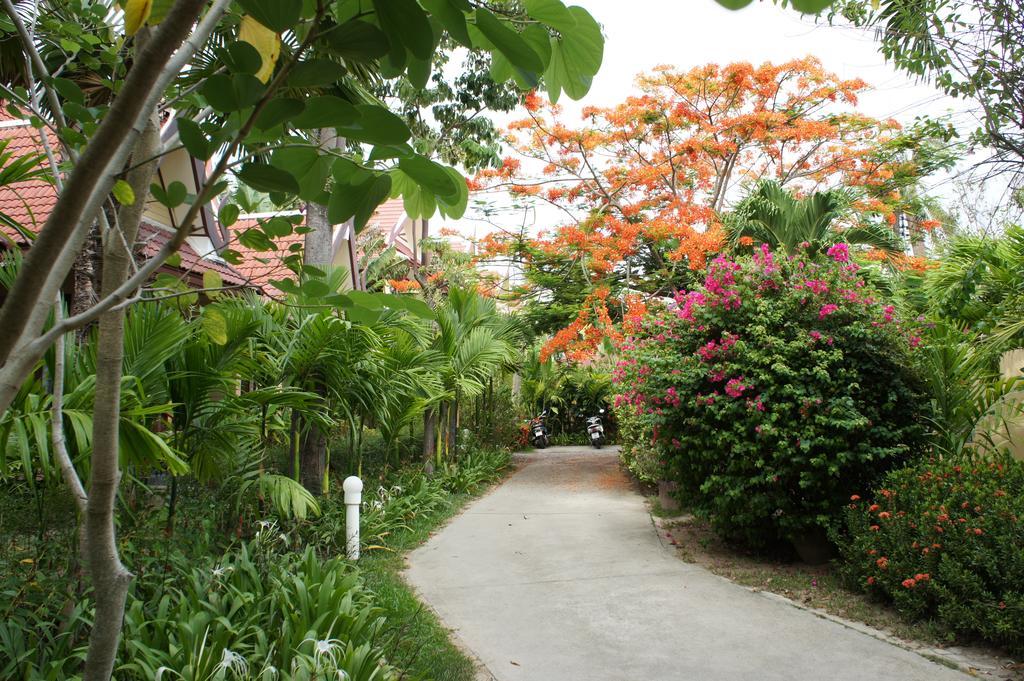 Palm Village Rawai