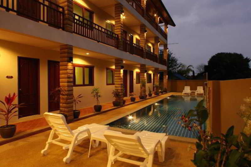 Hotel Hathai House