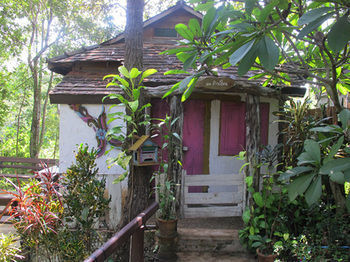 Lhongkhao Resort