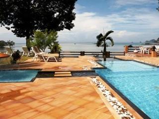 Resort Krabi Tropical 3*