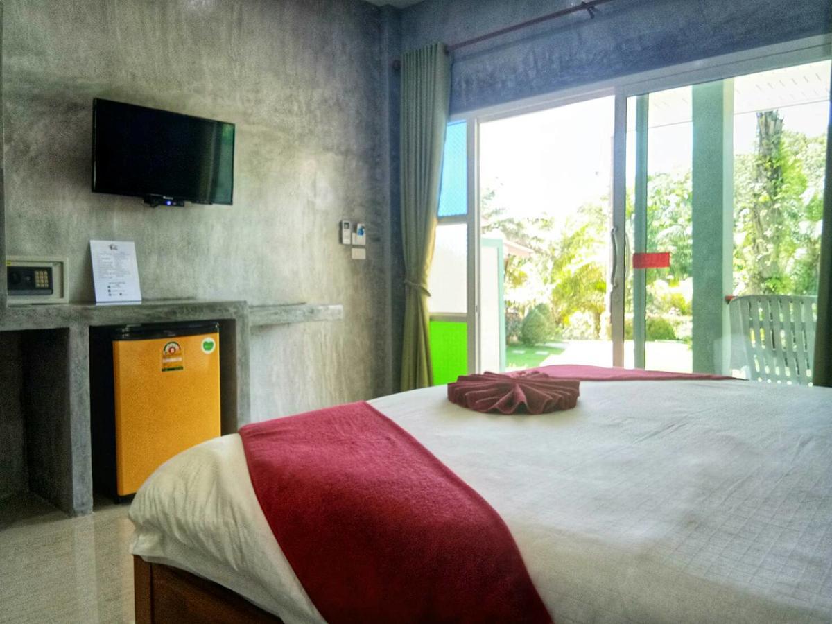 Tum Mai Kaew Lanta Resort