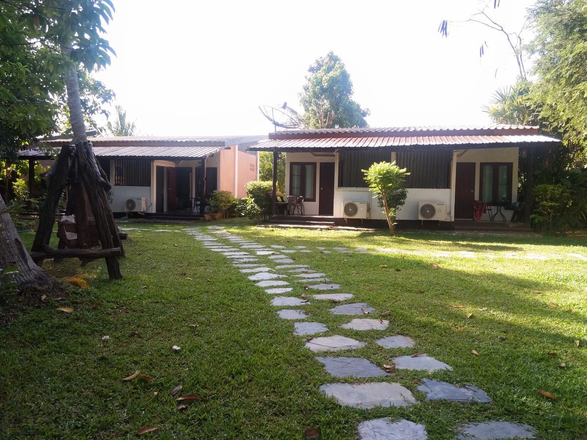 Baan Suan Rim Klong