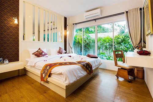 Irawan House Villa