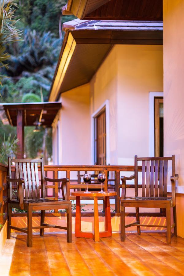 Palms Hill Resort 3*