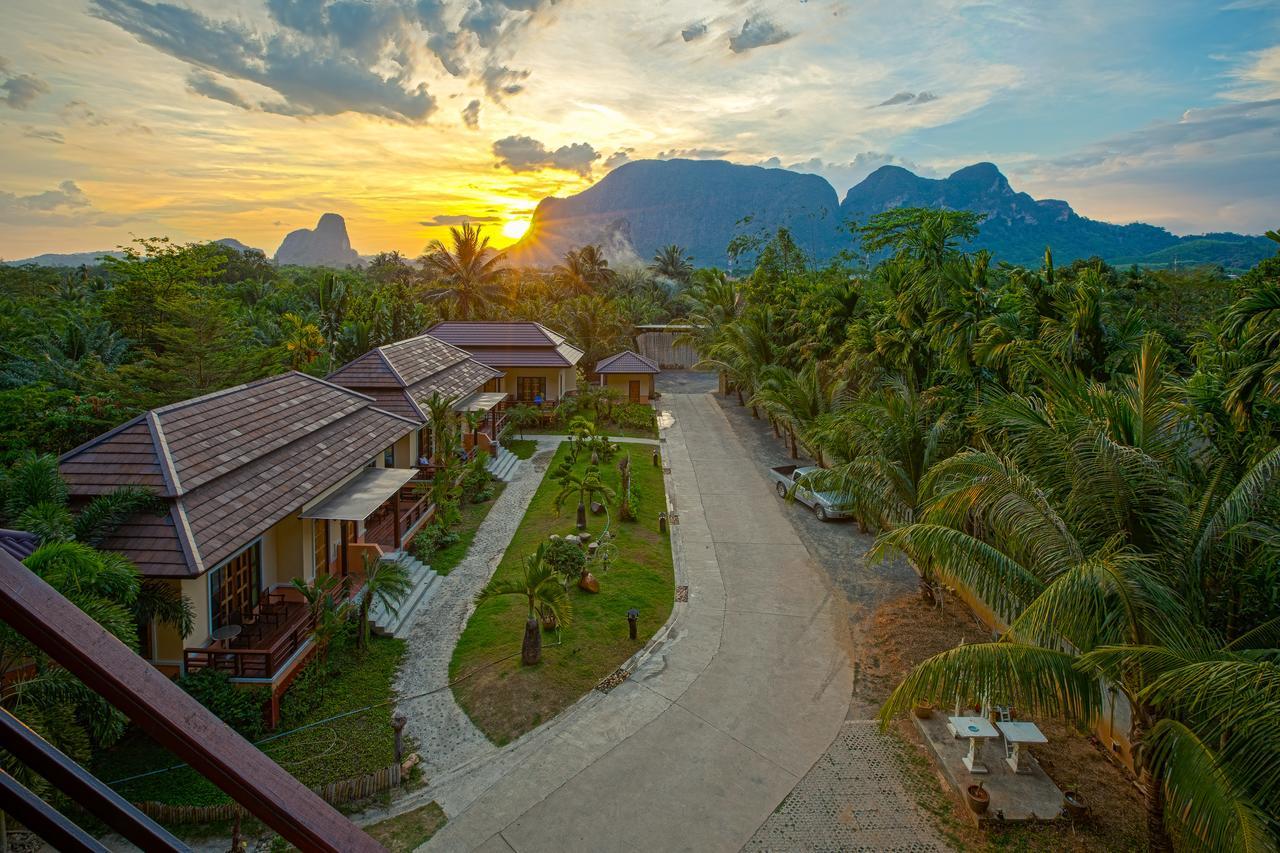 Resort Palms Hill Phang Nga