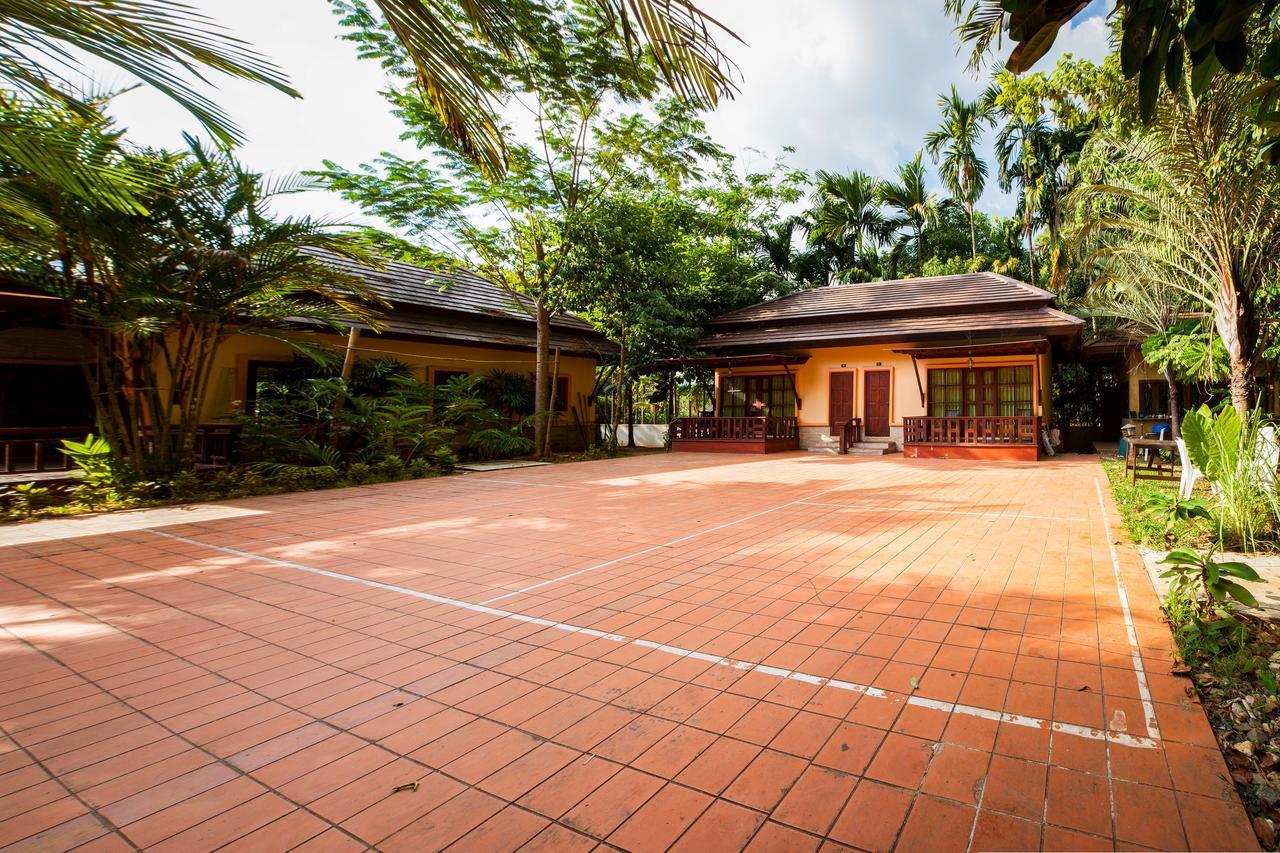 Resort Palms Hill