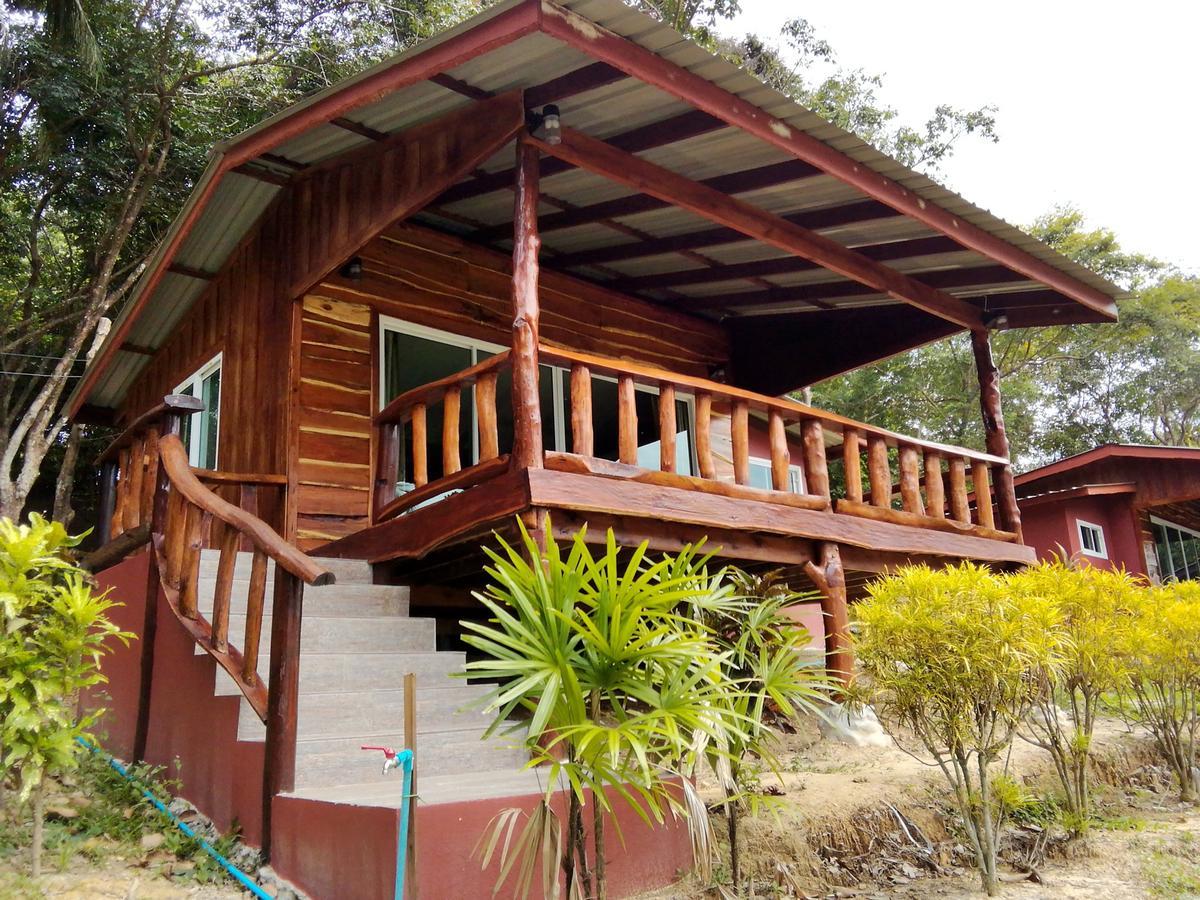 Kohjum Freedom 3* Koh Jum