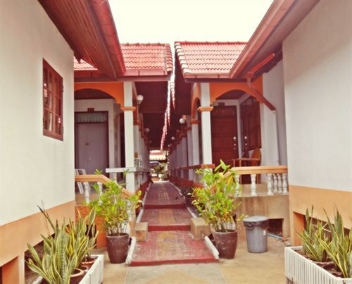Hotel Kinnaree 3*
