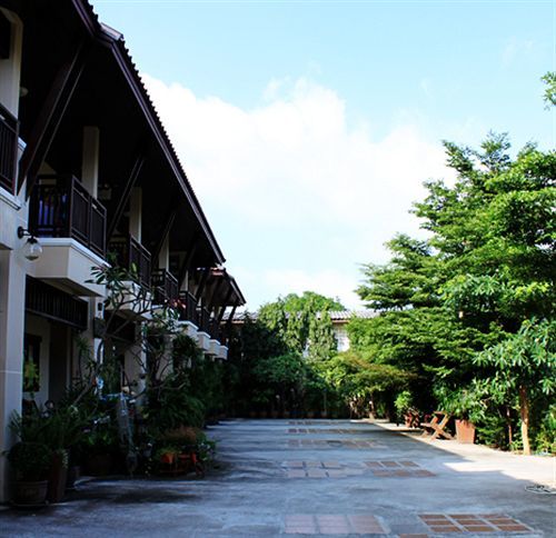 Garden Inn 3*