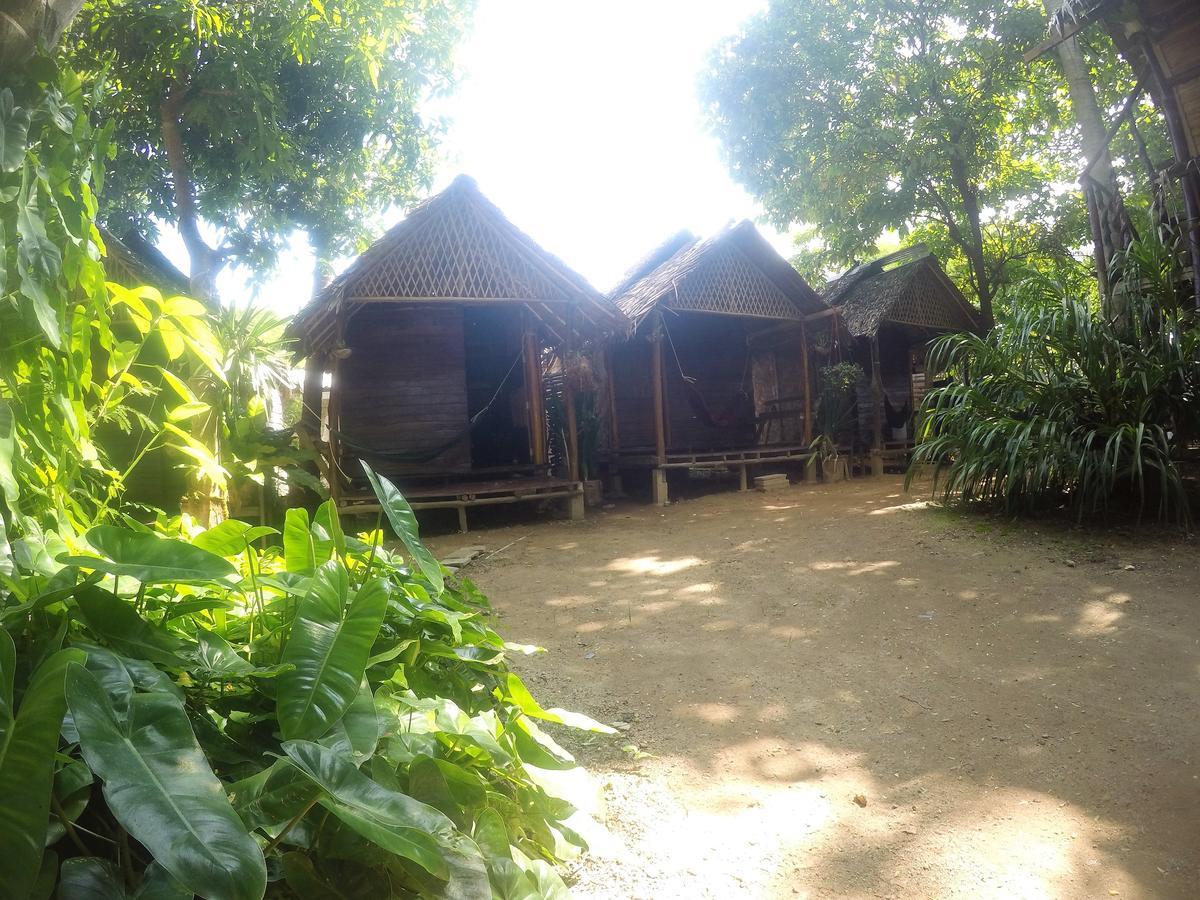 Easy Huts 2*