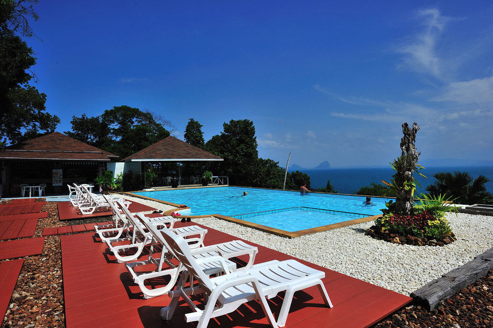 Resort Cliff 3*