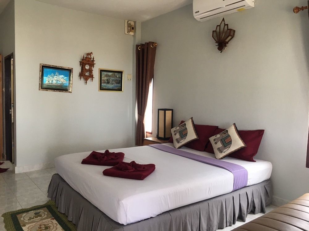 Salatan Hotel 2*