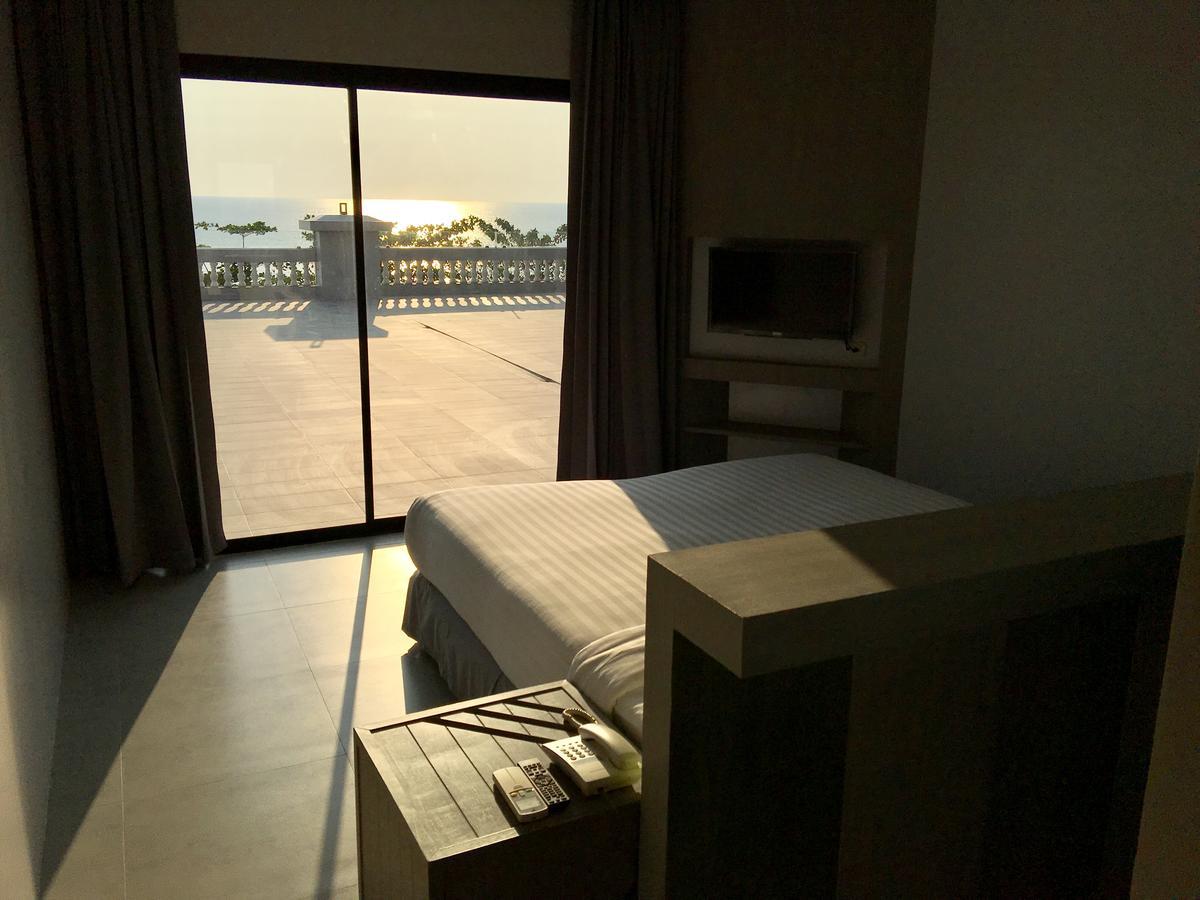 The Pat Hotel 5*