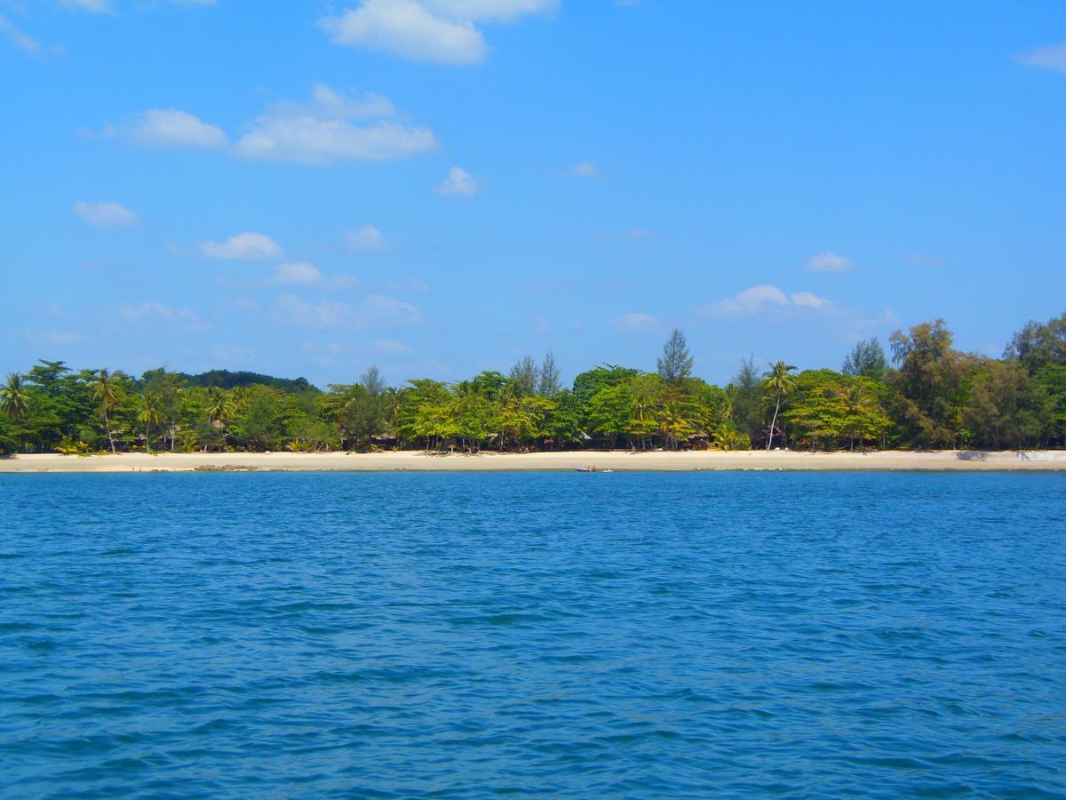 Koh Jum Lodge Lodge