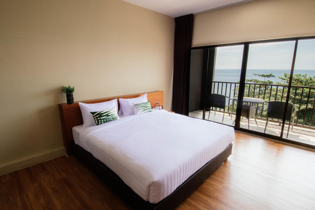 The Pat Jomtien Beach