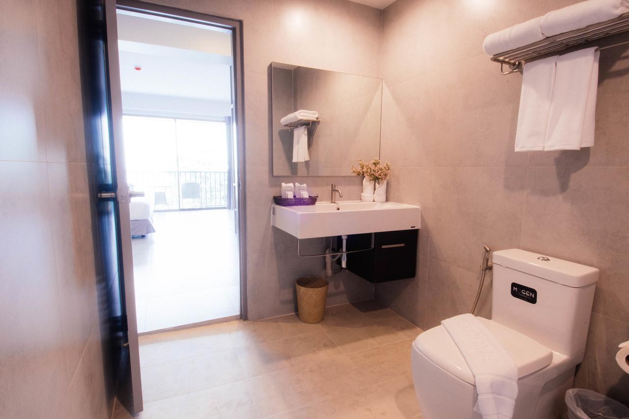 The Pat Hotel 5*