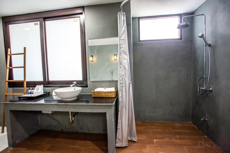 Lanta Corner 3*