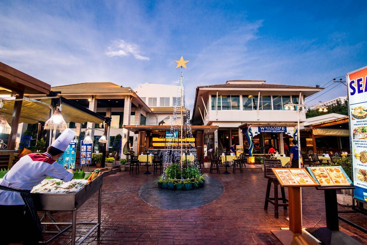Sea Breeze Jomtien Hotel 4*