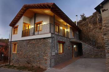 Budsaba & Hotel