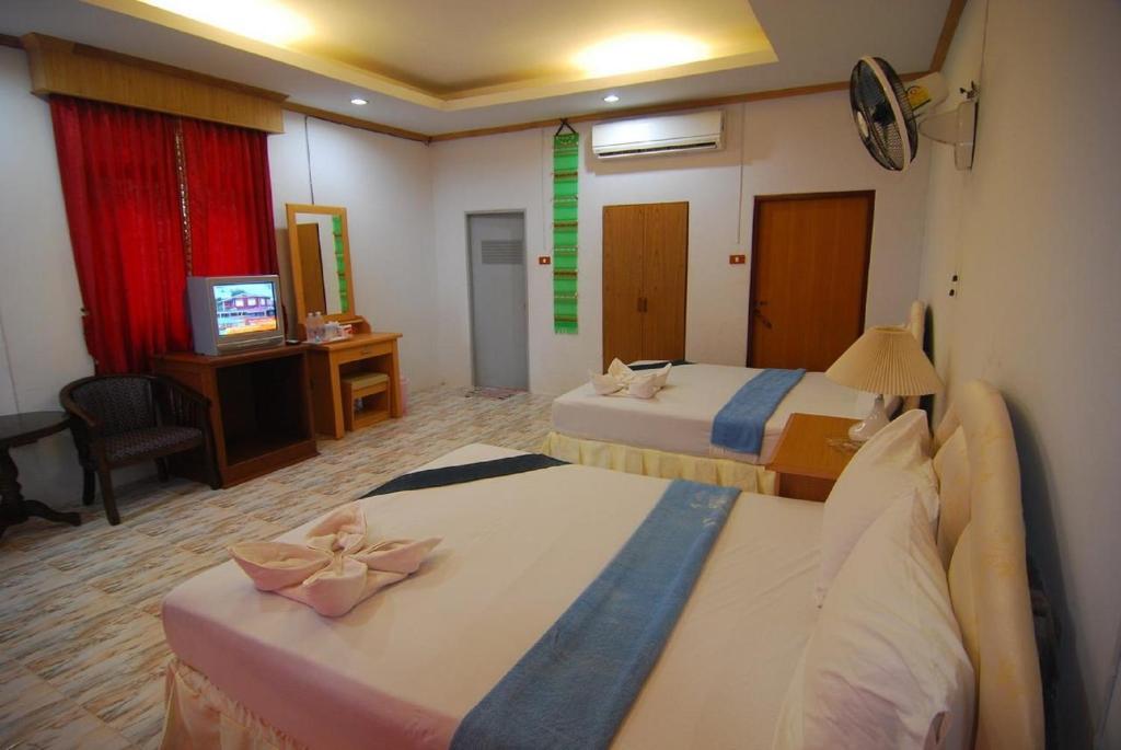 Lanta Paradise Resort 3*