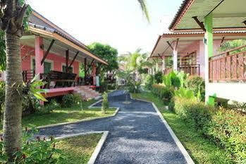 Pinky Hotel Koh Lanta