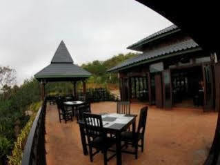 Hotel Thaton Hill 3*