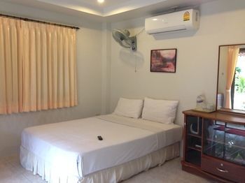 Hotel Oyo 325 Naiyang