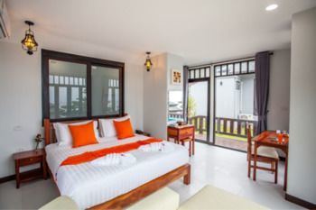 Lanta Corner 3*