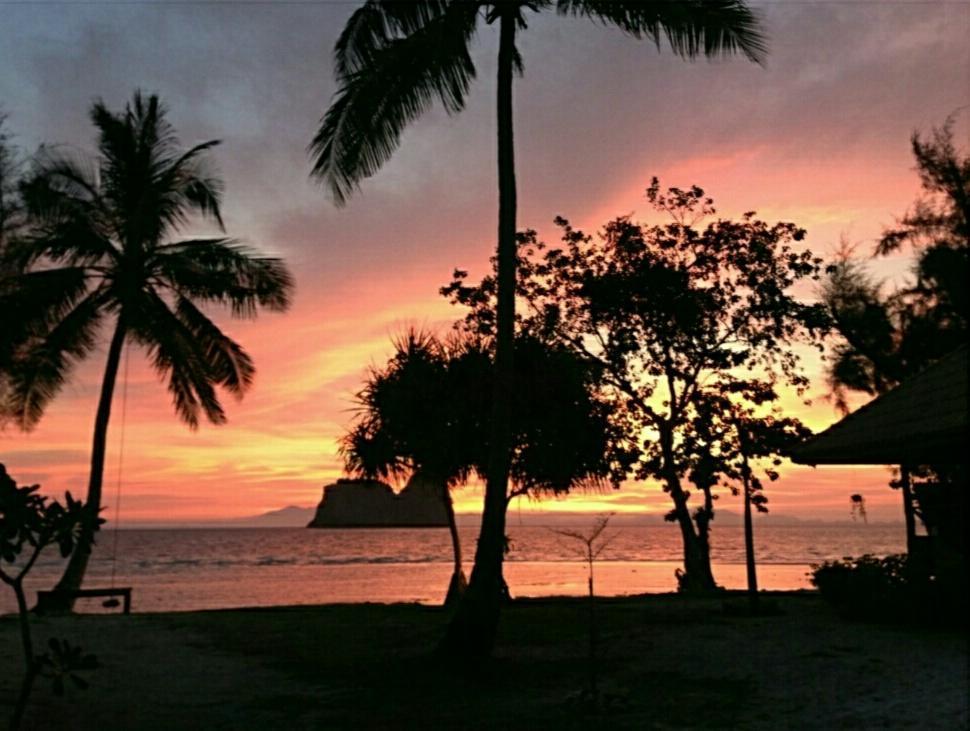 Kaimuk Thong Resort Koh Ngai