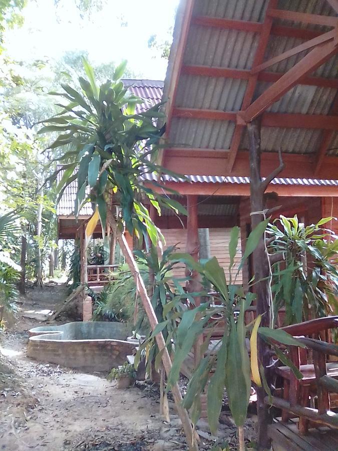Resort Hutyee Boat 3*