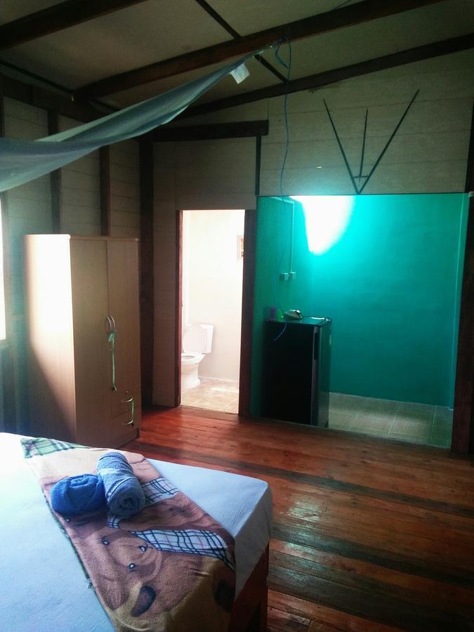 Resort Hutyee Boat 3*