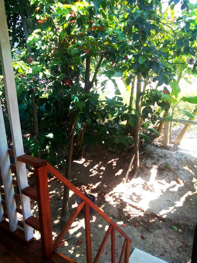 Hutyee Boat Resort