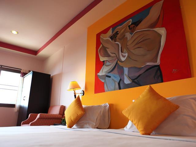 Resort Cliff