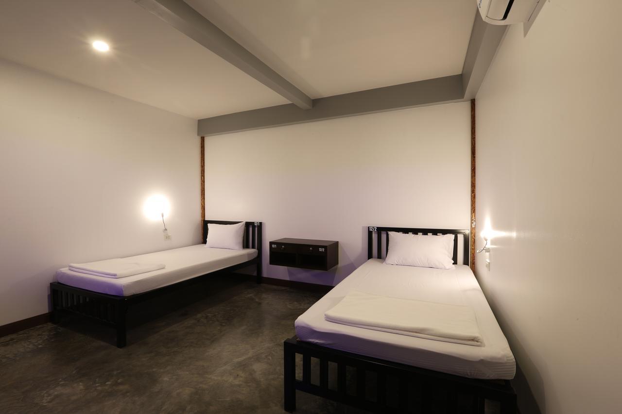 Hostel Balcony Party - 18-40 (adults Only) *