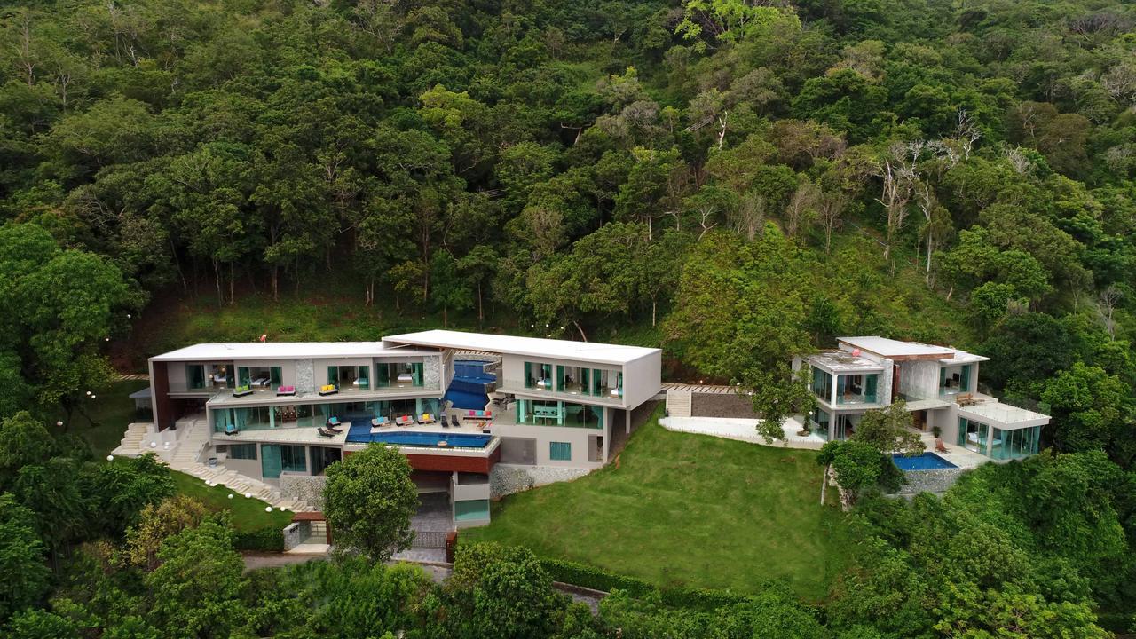 Thousand Hills - 9 Bedroom Luxury Villa, Nai Harn Beach