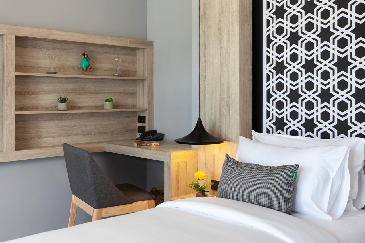 Resort The Chalong Sha Chalong