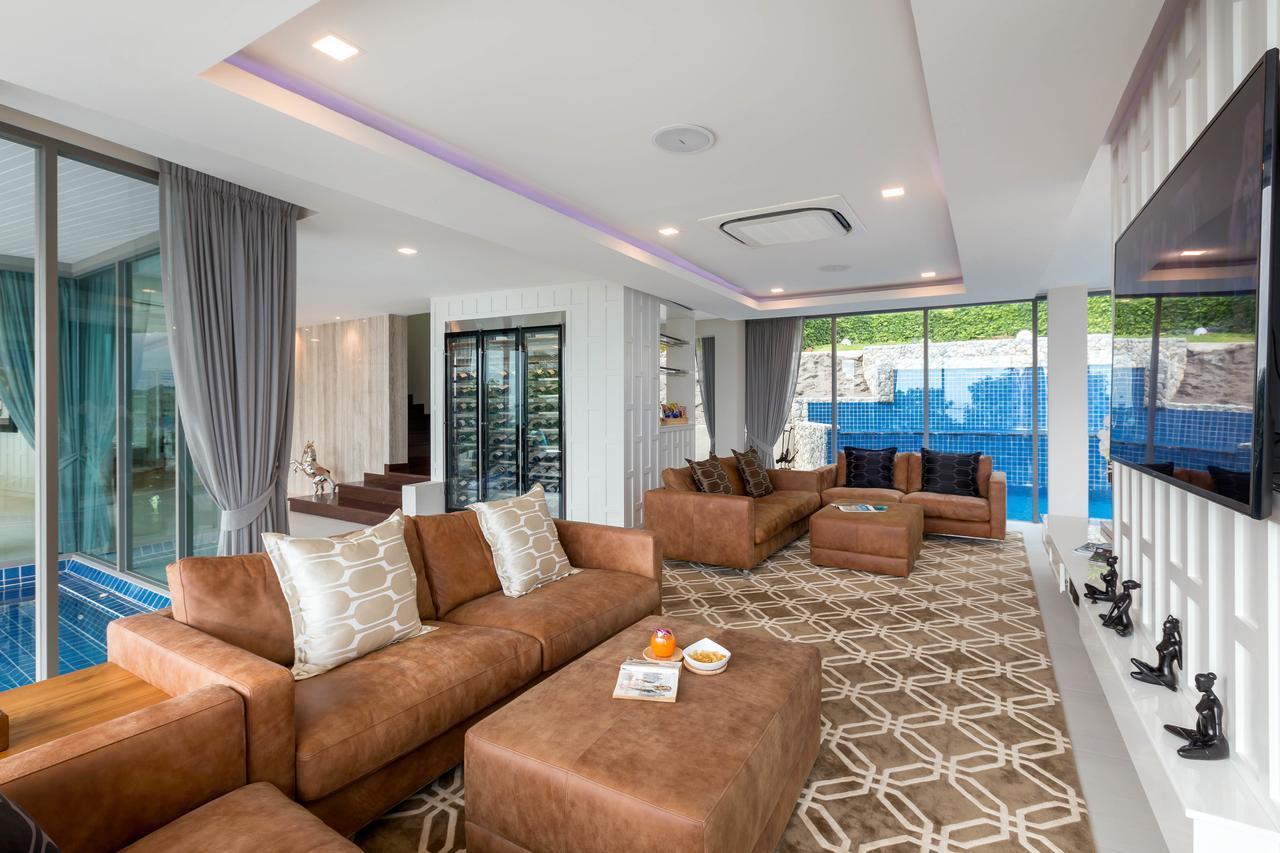 Villa Thousand Hills - 9 Bedroom Luxury Villa, Nai Harn Beach