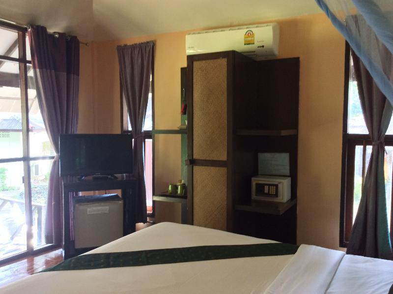 Anyavee Resort 3*
