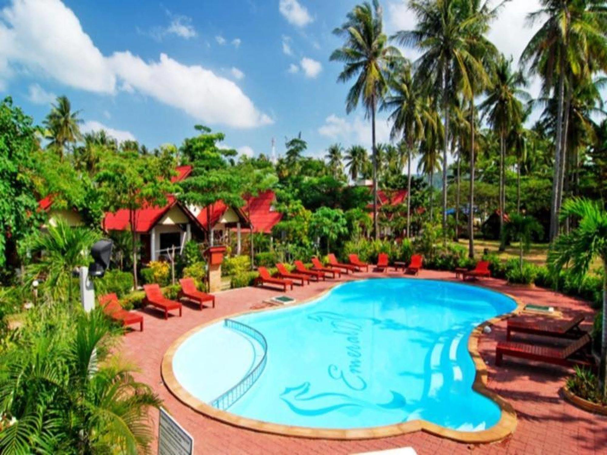 Lanta Emerald Hotel
