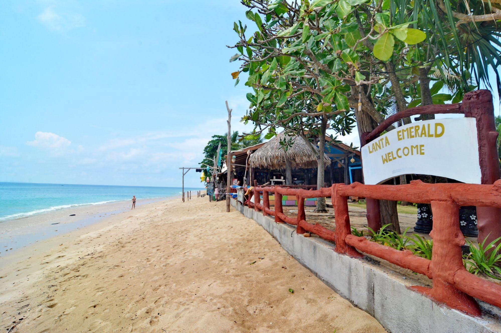 Hotel Lanta Emerald
