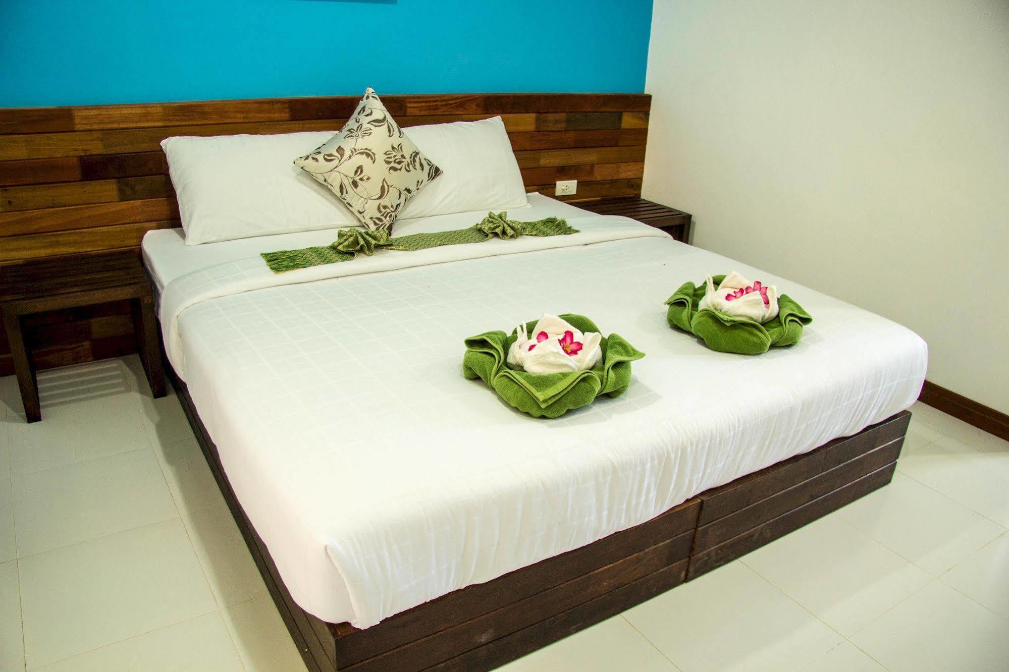 Cha-cha Hotel 3*