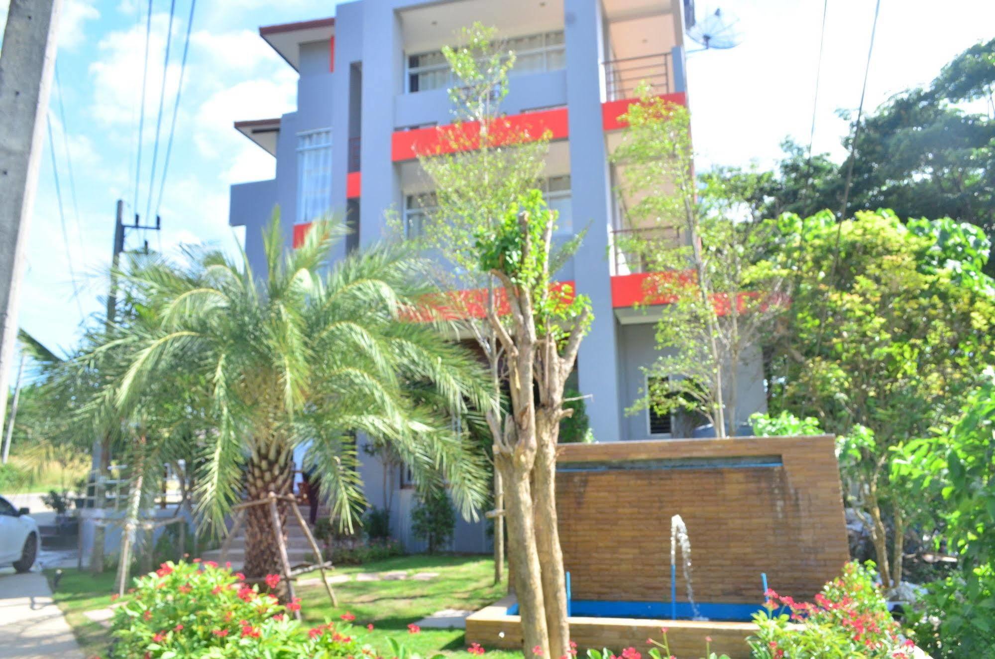 Lanta House 2*