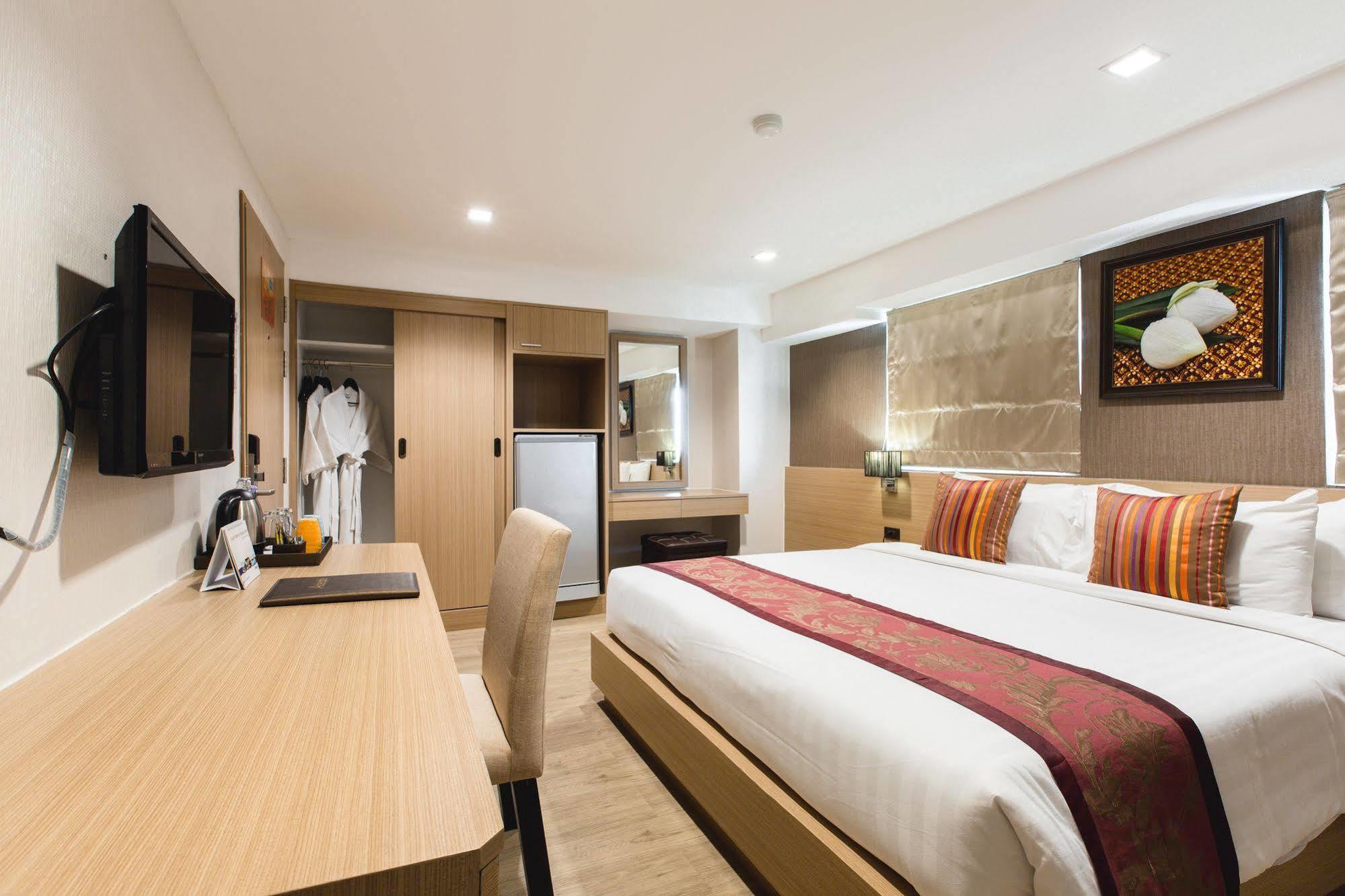 Adelphi Hotel Pattaya