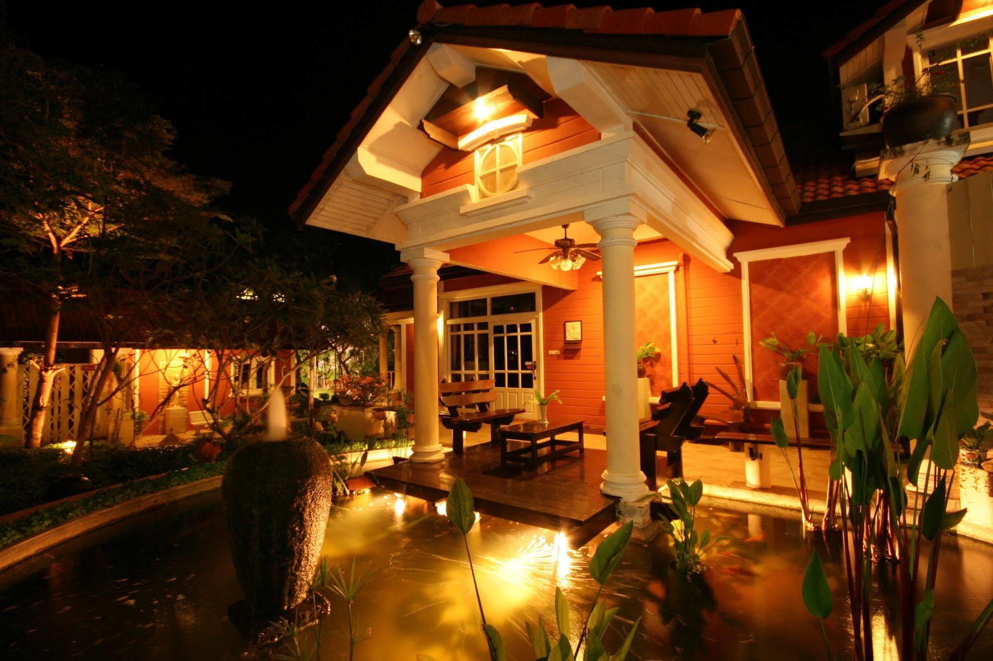 Budsaba & Hotel Ban Amphoe