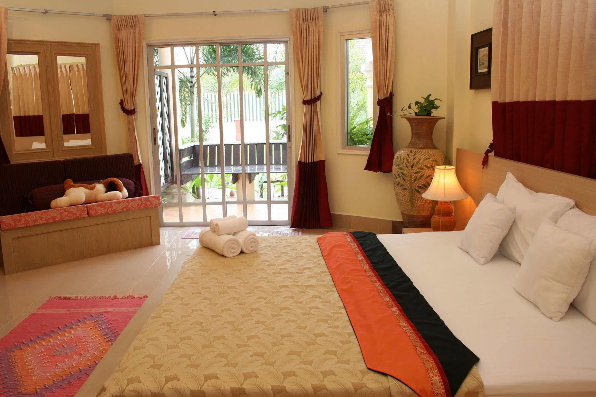 Budsaba & Hotel
