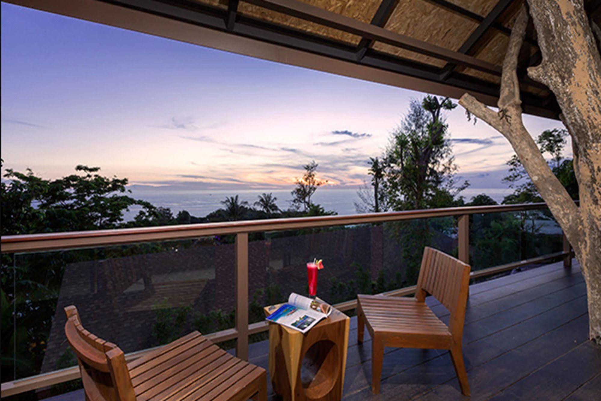 Hotel Secret Cliff