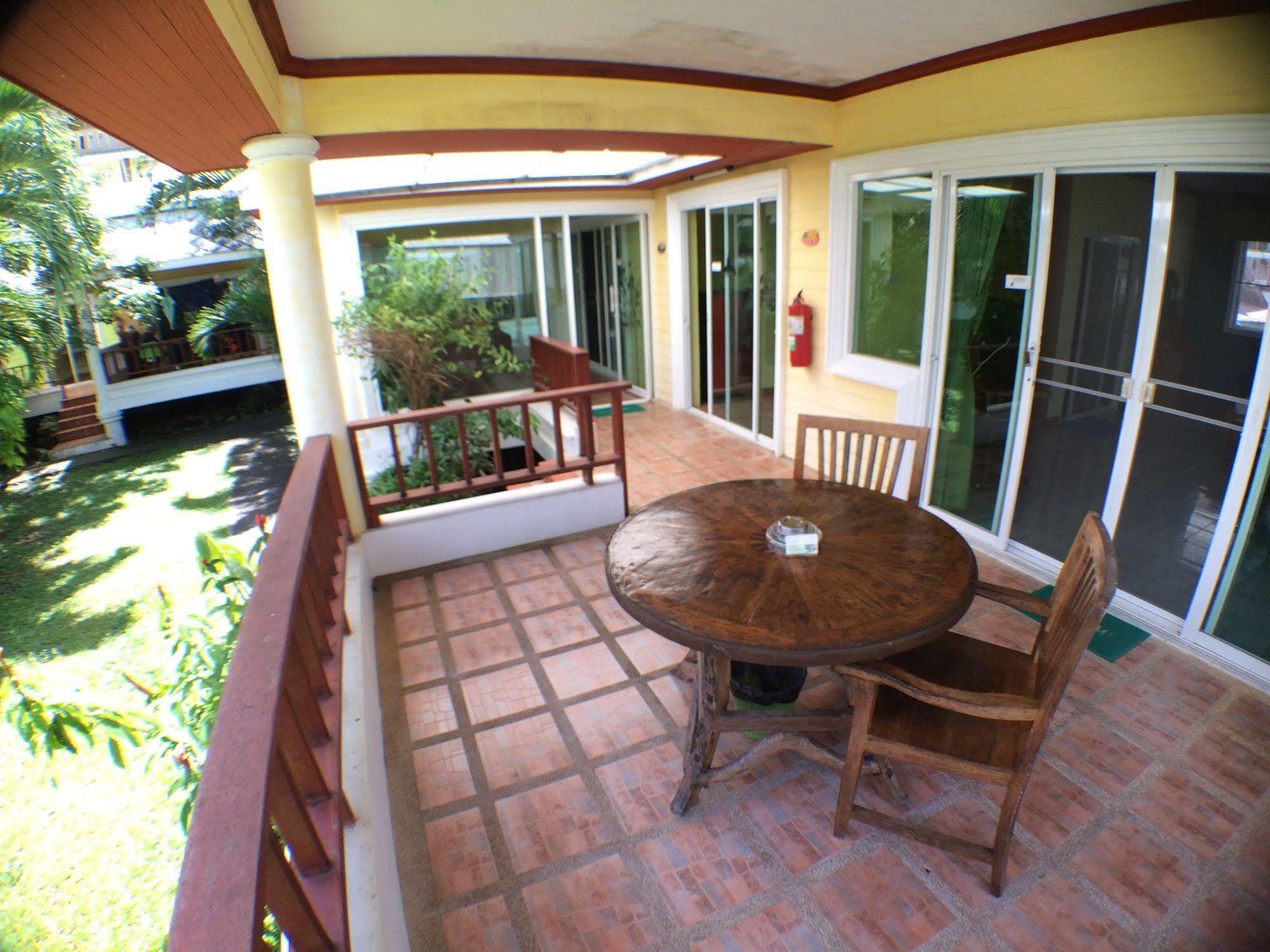 Lemon House Holiday home *