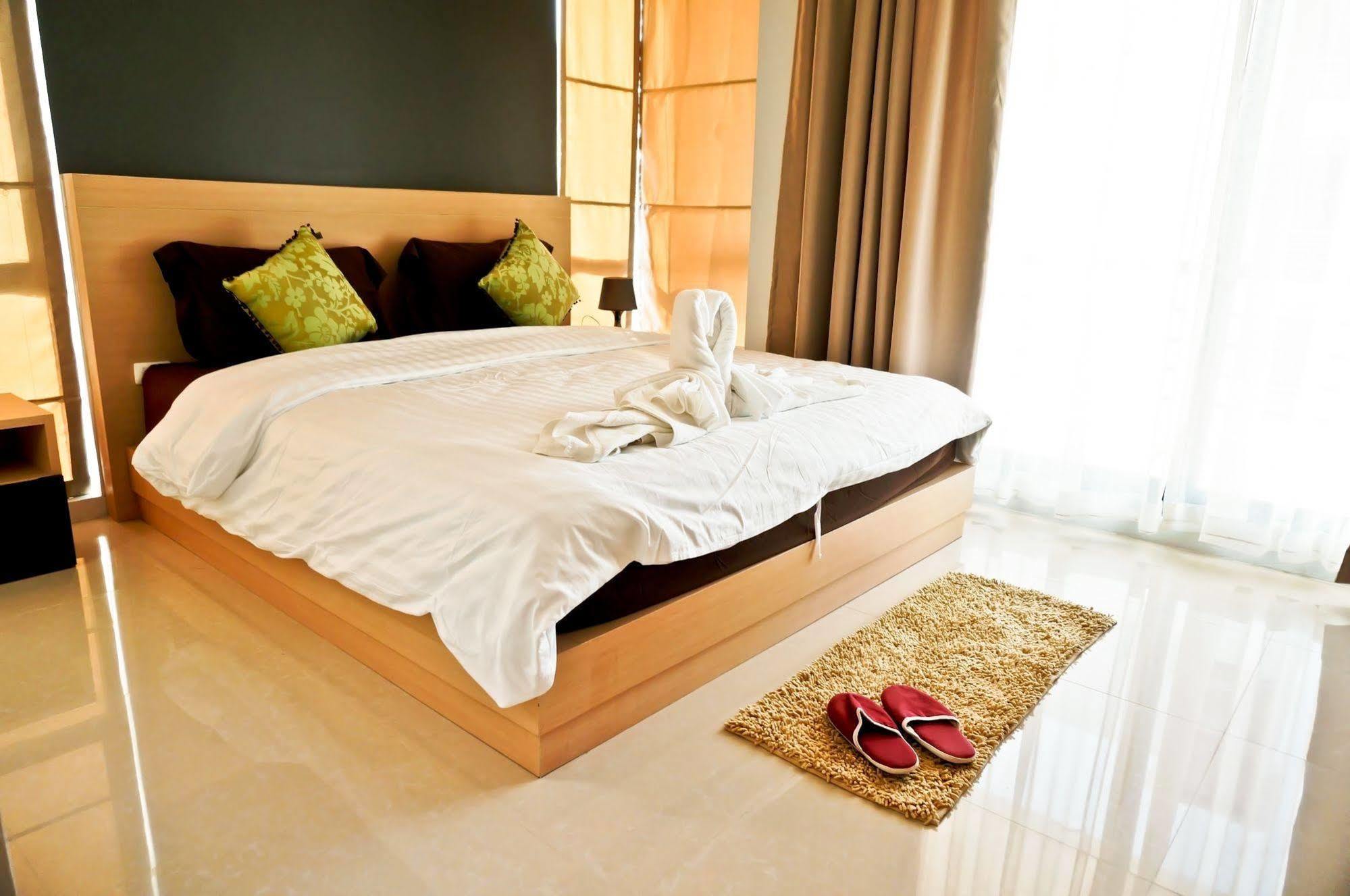 Apartamento Royal Phuket *