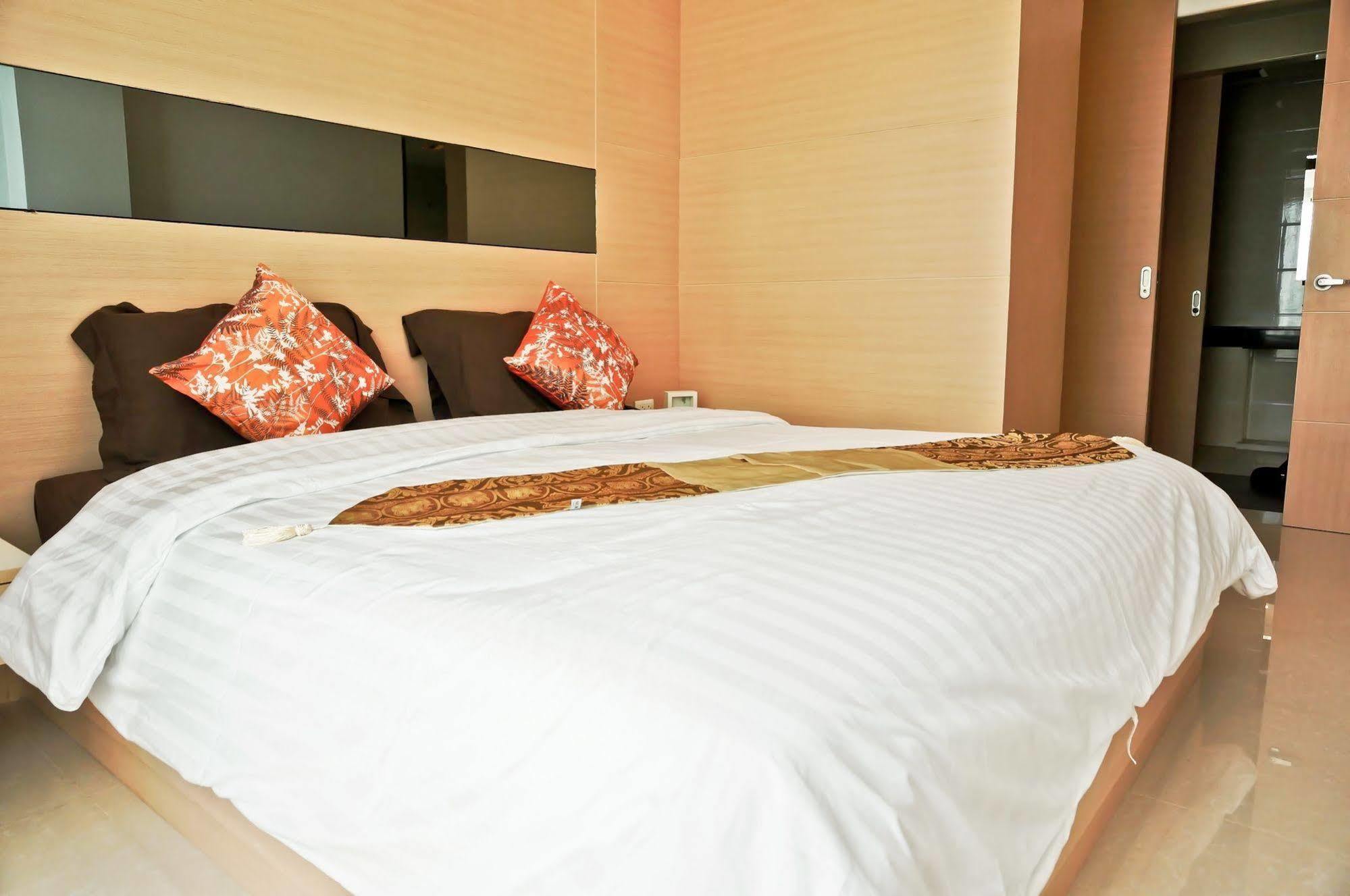 Apartamento Royal Phuket *